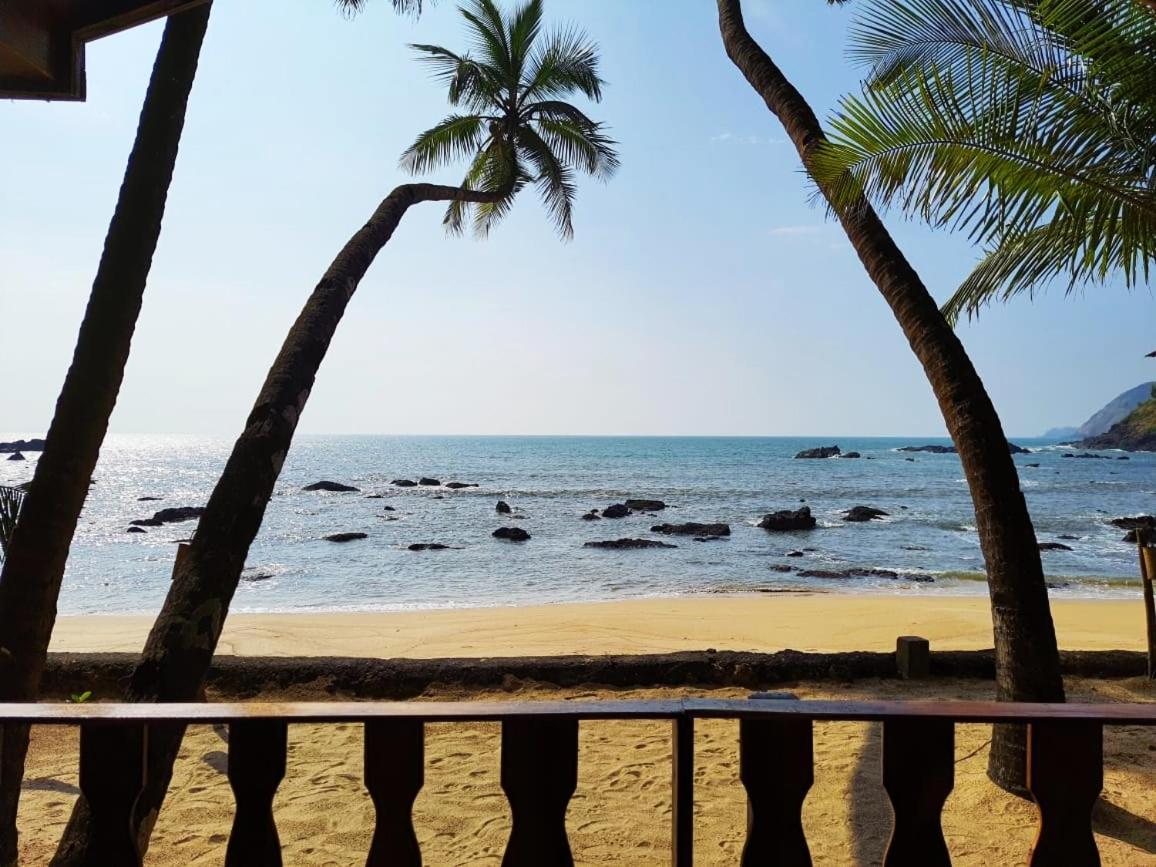 Sea Front Cottages Little Khola Cola Екстериор снимка