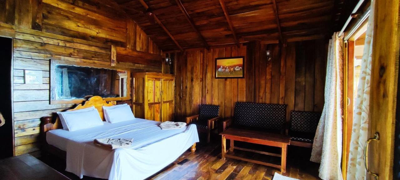 Sea Front Cottages Little Khola Cola Екстериор снимка