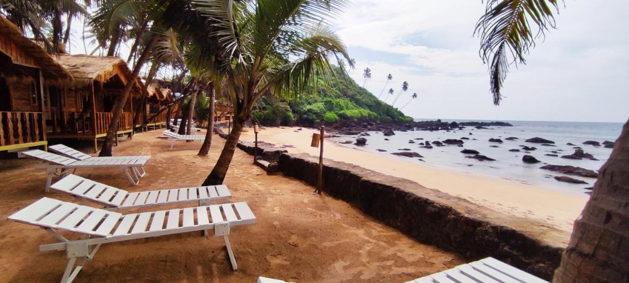 Sea Front Cottages Little Khola Cola Екстериор снимка