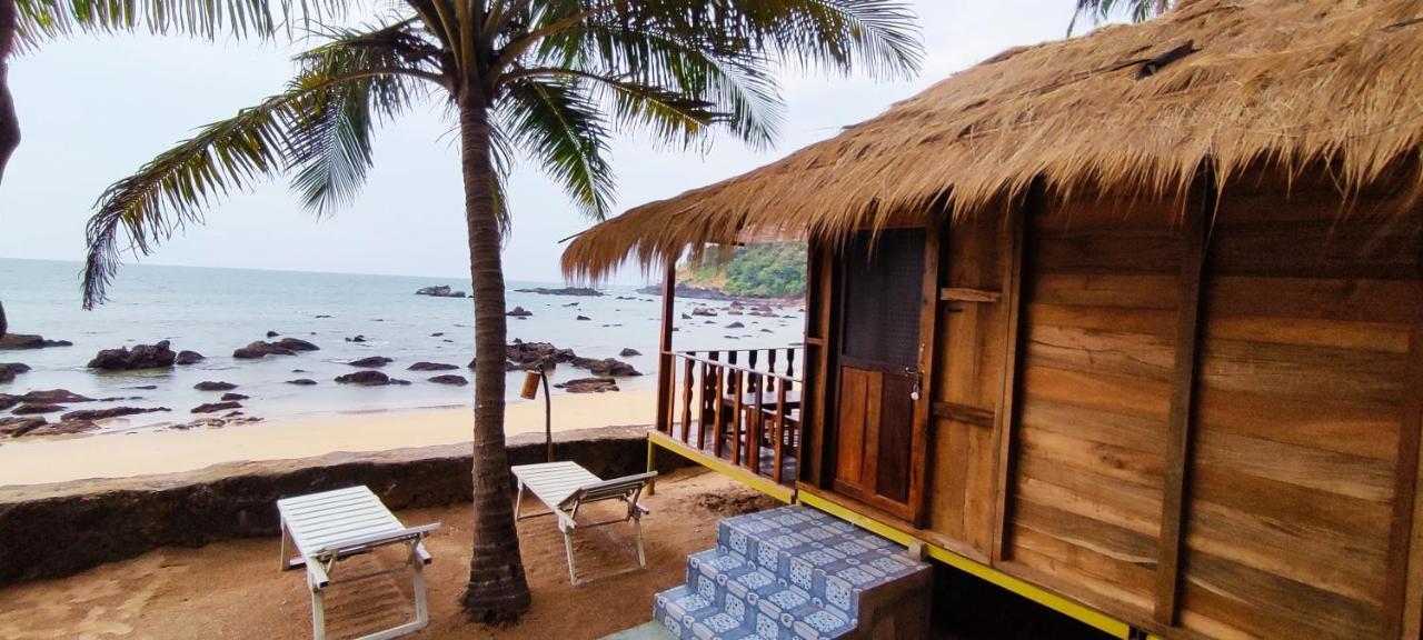 Sea Front Cottages Little Khola Cola Екстериор снимка