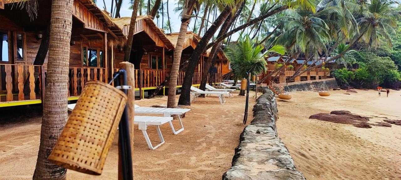 Sea Front Cottages Little Khola Cola Екстериор снимка